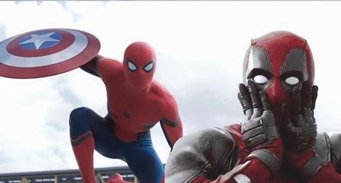 
Woowwwww.... Phản ứng của Deadpool khi thấy Spider-Man xuất hiện.
