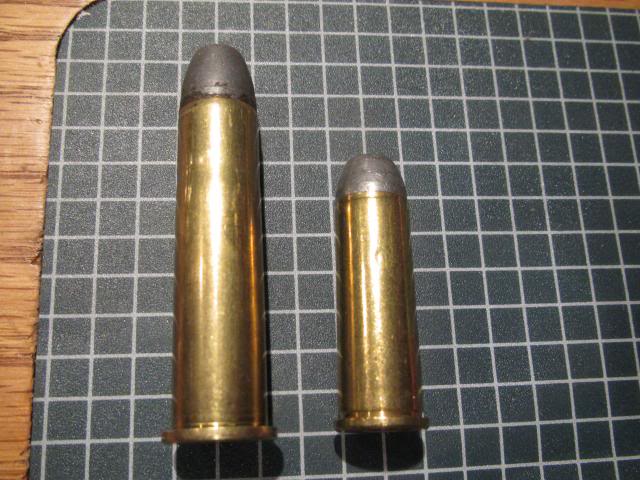  So sánh 2 loại đạn .45-70 và .44-40 