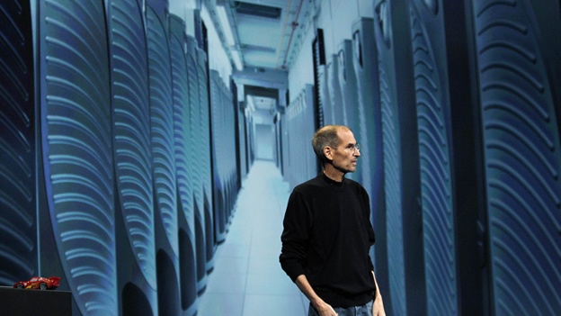  Steve Job giới thiệu Trung tâm dữ liệu mới tại Bắc Carolina dành cho iCloud năm 2011. 