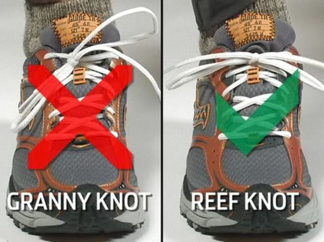 Khi buộc sai, nút buộc sẽ bị lỏng, nơ hướng dọc theo giày trông rất xấu