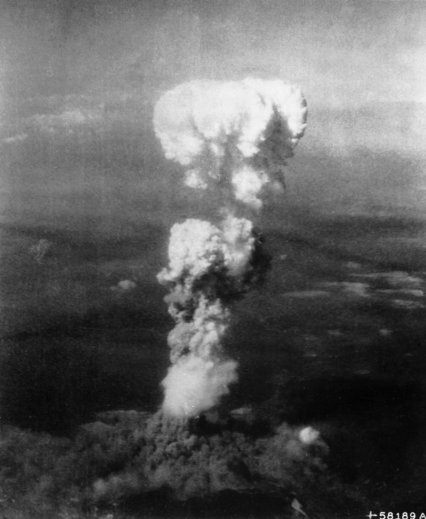 Vụ nổ bom nguyên tử Little Boy tại Hiroshima năm 1945