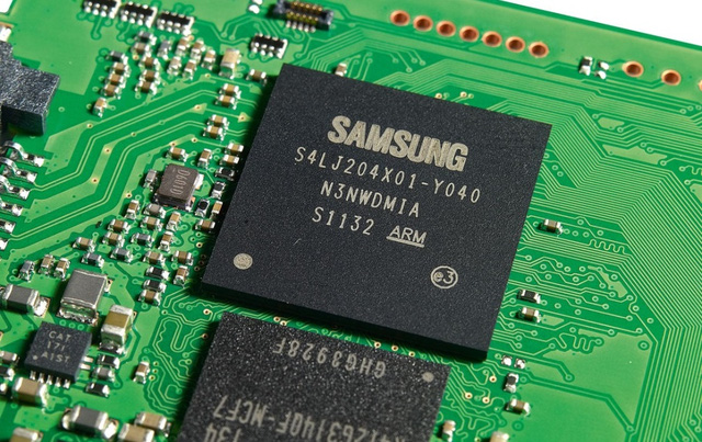  Bên cạnh smartphone, mảng kinh doanh bán dẫn cũng đem lại lợi nhuận lớn cho Samsung. 
