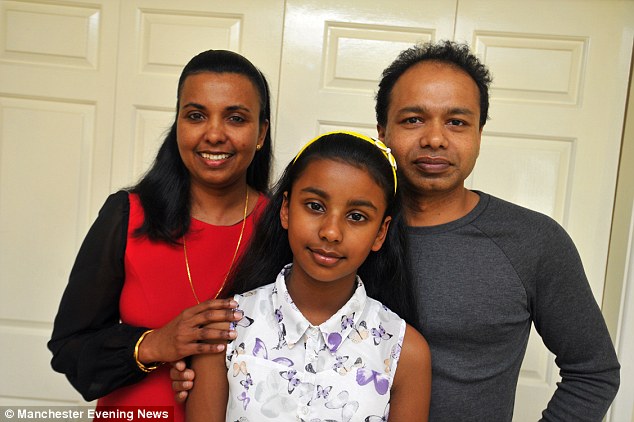  Nishi sống cùng gia đình tại Anh nhưng cha mẹ cô bé lại là người gốc Sri Lanca. 