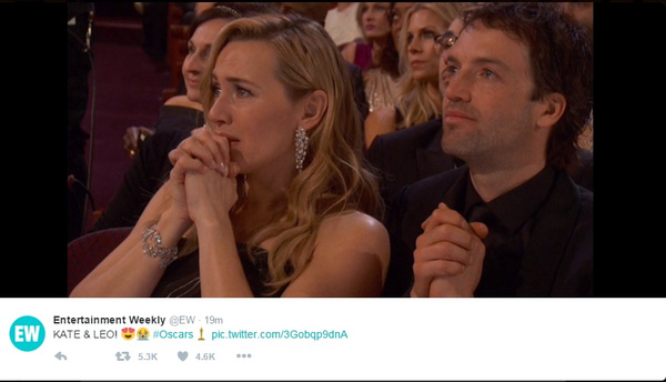  Kate Winslet xúc động khi Leonardo DiCaprio đoạt giải. 