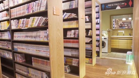 
Phòng đọc truyện tranh riêng dành cho game thủ tại quán Net Đài Loan
