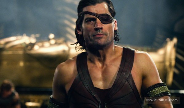 Nikolaj Coster-Waldau trong vai thần Horus