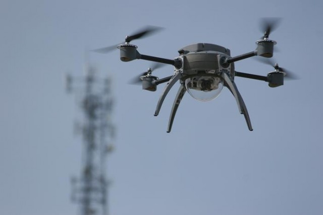  Đối với những phần tử ly khai và các nhóm khủng bố, drone được xem như là vũ khí giá rẻ nhưng lại cực kỳ đa dụng. 