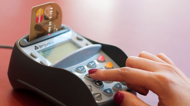  Việc thanh toán trực tuyến hay qua thẻ ngân hàng luôn bị hacker dòm ngó 