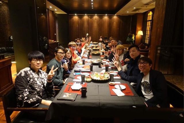 
Bữa tiệc tất niên linh đình của iG được tổ chức tại nhà hàng 6 Bund, một trong những nhà hàng đắt đỏ và nổi tiếng nhất ở Thượng Hải
