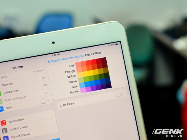  Màn hình ám màu, lỗi hay là tính năng của iPhone / iPad? 