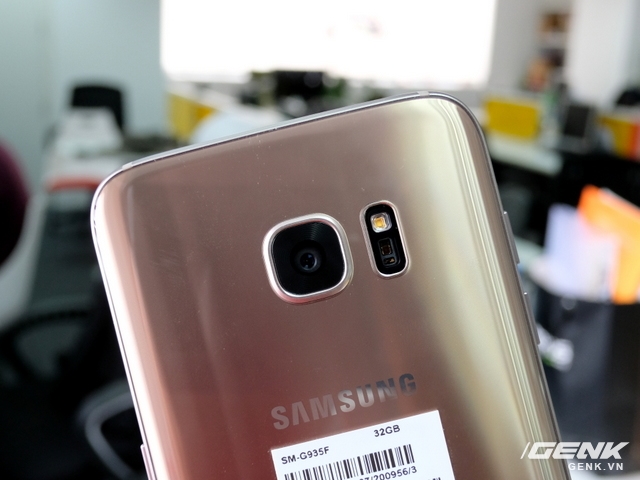  Galaxy S7 edge có cải tiến lớn về khả năng chụp hình. 