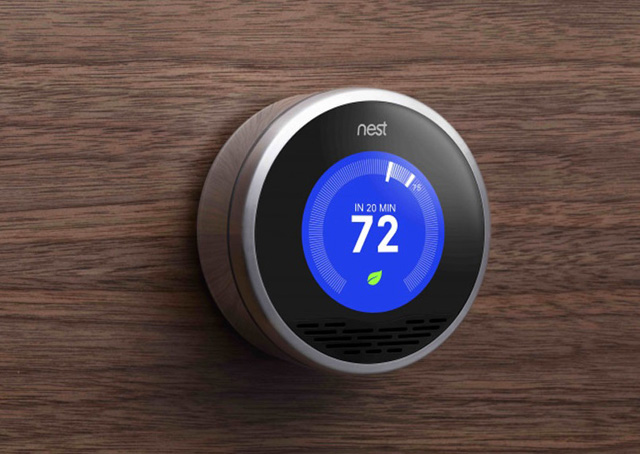  Nest Learning Thermostat. 