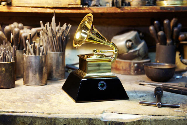 Cúp Grammy kết hợp GoPro?
