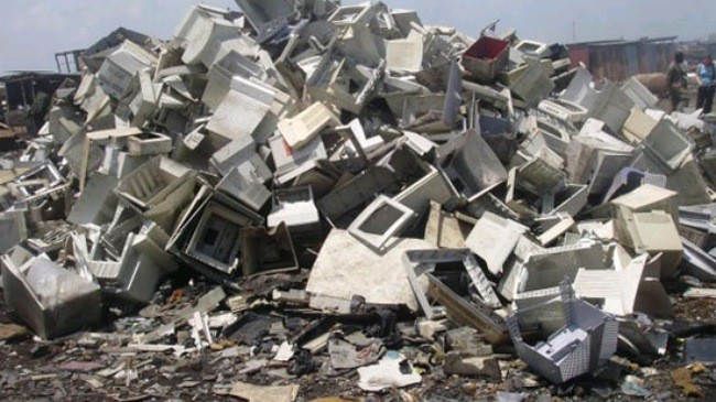  Ví dụ điển hình về một bãi rác linh kiện điện tử khổng lồ 