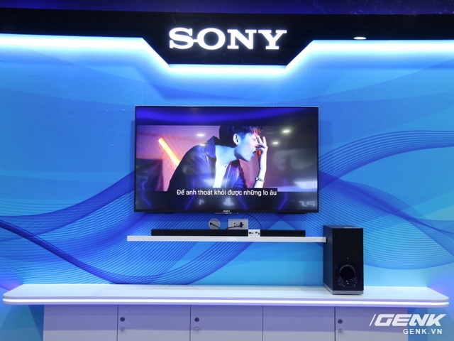  Mà đến từ những chiếc TV Sony màn hình chất lượng 4K, giới thiệu đến hình ảnh đẹp, chân thực. 