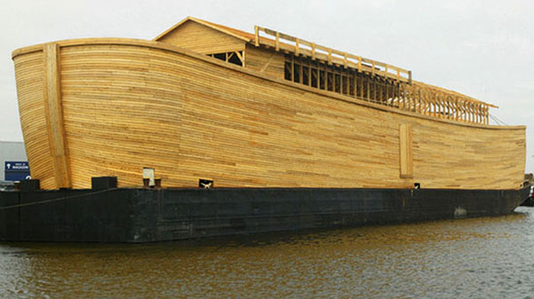  Sau khi được hoàn thành vào năm 2012, con thuyền với nhiều tầng sàn này trở thành nơi triển lãm, giáo dục về giáo lý trong kinh thánh. 