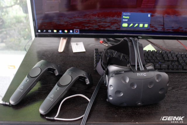 HTC Vive, thiết bị hỗ trợ VR thuộc hàng tốt nhất hiện nay.