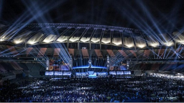 
Season 4 – Seoul Stadium, Hàn Quốc – Vô địch, Samsung Galaxy White
