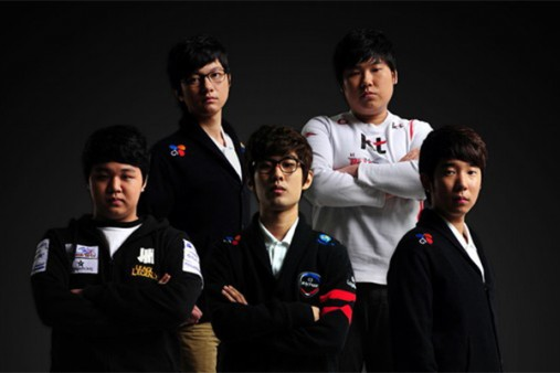 PraY từng góp mặt trong đội hình danh giá All Star Hàn Quốc 2013