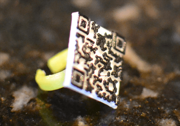  Mặt nhẫn Bitcoin được khắc QR code 