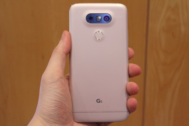 Sự đón nhận tích cực dành cho LG G5 cho thấy thế giới công nghệ rất, rất cần những sáng tạo mới, một thứ mà Sony đang thiếu trầm trọng.