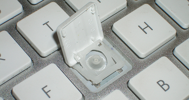  Apple sử dụng phím cao su đã qua tùy biến trên Macbook của họ. 
