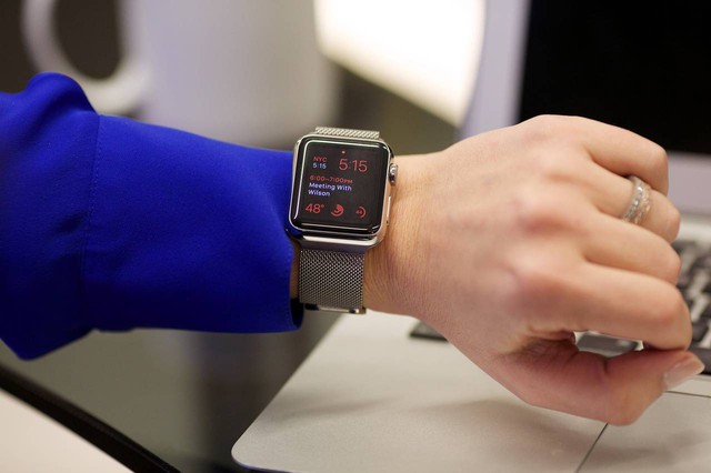  Có vẻ như giới công nghệ đang quay lưng lại với Apple Watch? 