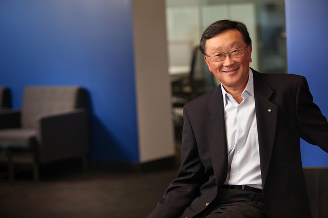  Hẳn CEO John Chen đã chuẩn bị trước cho thời kì hậu BlackBerry priv 