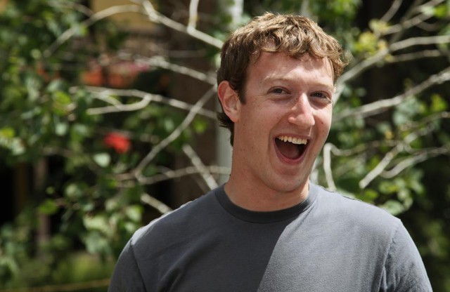 
Nhờ gi&aacute; cổ phiếu tăng vọt, Mark Zuckerberg đ&atilde; đ&uacute;t t&uacute;i 2,4 tỷ USD chỉ trong v&ograve;ng 15 ph&uacute;t.
