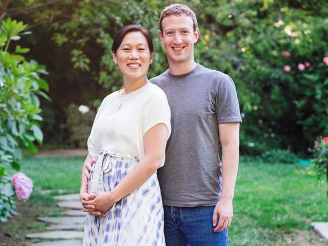  CEO Mark Zuckerberg và vợ của mình. 