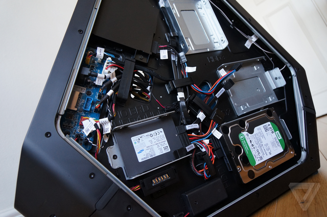 Chiêm ngưỡng máy tính chơi game cao cấp Alienware Area 51