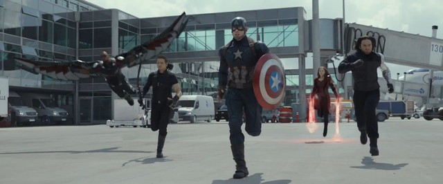 
Đội hình khá hùng hậu của nhóm Captain America.
