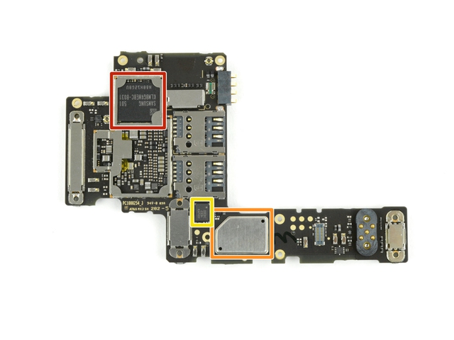  Các thành phần trên bo mạch Fairphone 2 bao gồm: Chip nhớ 32 GB: eMMC NAND Samsung KLMBG4WEBC màu đỏ, chip kết nối combo Wi-Fi và Bluetooth Qualcomm WCN3680B Wi-Fi 802.11ac Bluetooth màu vàng, Combo Chip cảm biến: ST Microelectronics LSM330DLC 6-Axis Accelerometer Gyroscope màu cam. 