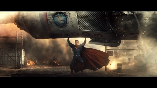 Phim bom tấn Batman V Superman bất ngờ tung trailer mới