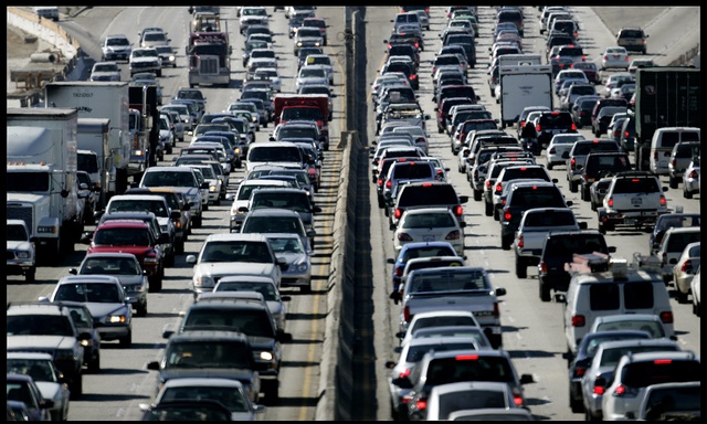  Các phương tiện giao thông ở tiêu thụ tới 10 tỷ gallon xăng (gần 38 triệu lít) mỗi năm chỉ để chạy điều hòa 