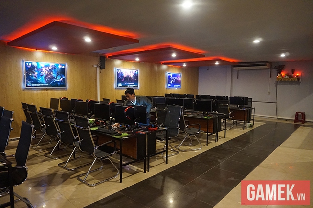 Cận cảnh Imba eSports Stadium - Quán game dành riêng cho fan thể thao điện tử