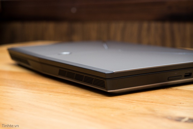 Dell Alienware 15_hinh 3.