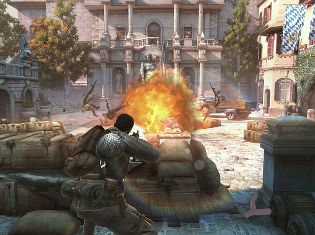 
Modern Combat 5 - Game 3D bắn súng thuộc hàng khủng của Gameloft, từng gây chao đảo cho cả cộng đồng game mobile Việt vào thời điểm đầu ra mắt.
