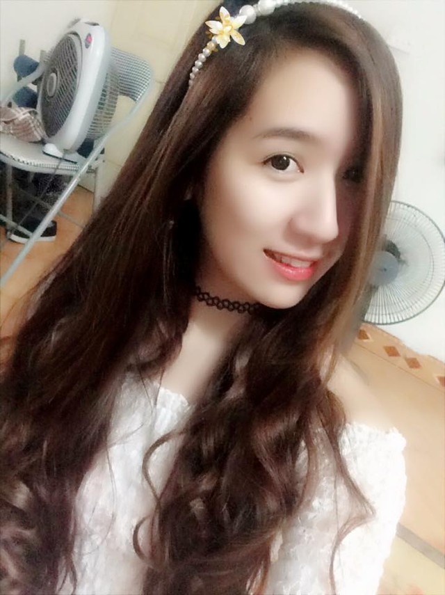 
Cô nàng Nhi Lyly xinh đẹp.
