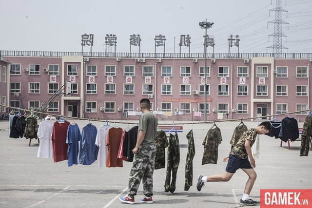 Trung tâm trị bệnh nghiện internet Bắc Kinh nằm ở Tổng Y Viện Quân Khu Bắc Kinh là cơ sở đầu tiên có chuyên môn về căn bệnh nghiện internte ở Trung Quốc