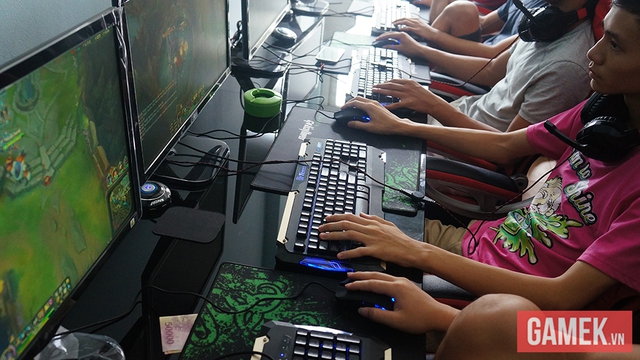 Limitless Gaming - Thêm một quán game cao cấp tại Hà Nội