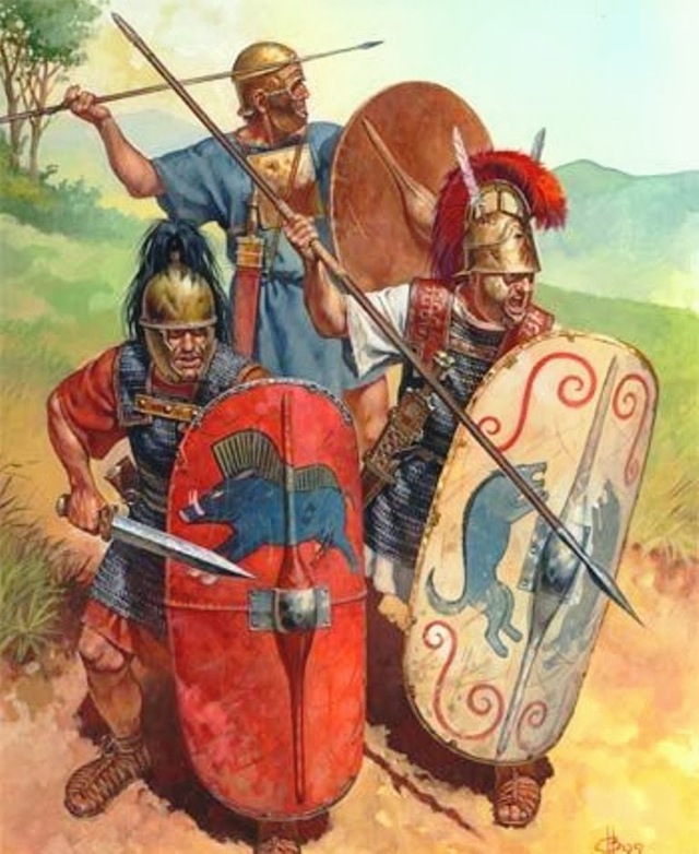  Hastatus, Princeps và Triarius, theo các ghi chép của Polybius. 