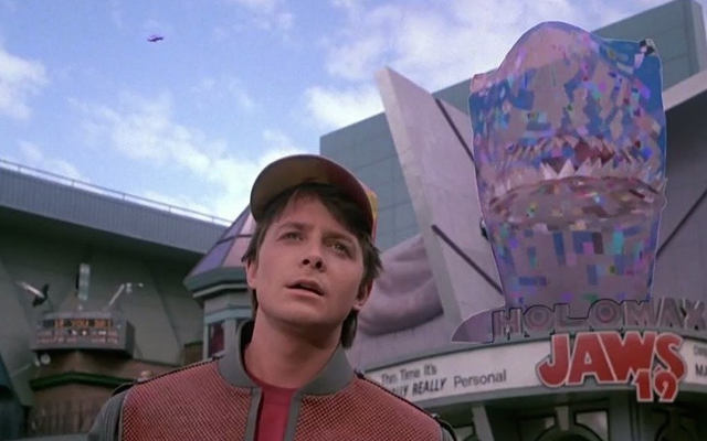  Marty McFly - Nhân vật chính của Back to the Future. 