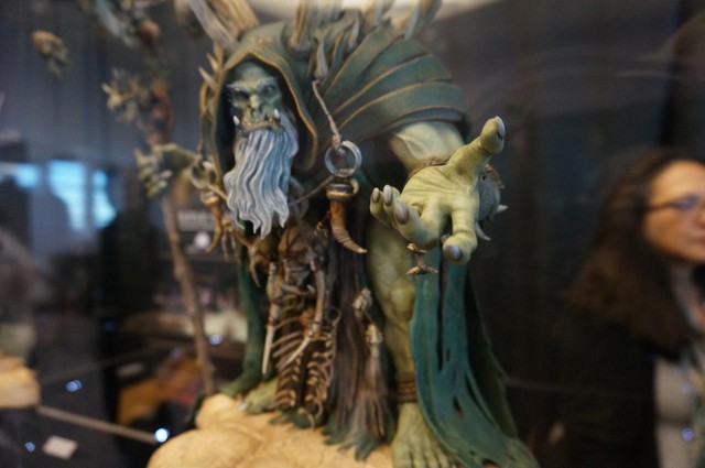 
Gã phù thủy GulDan - nhân vật chưa lộ diện trong trailer của phim Warcraft.
