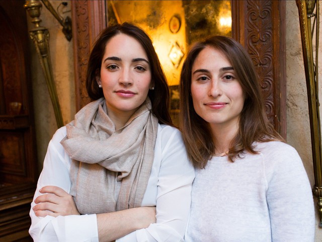  Hai nhà sáng lập trẻ Marcela Sapone và Jessica Beck. 