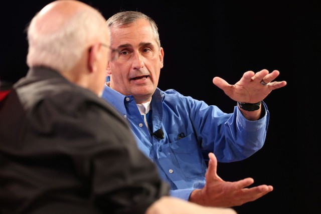  CEO Brian Krzanich của Intel. 