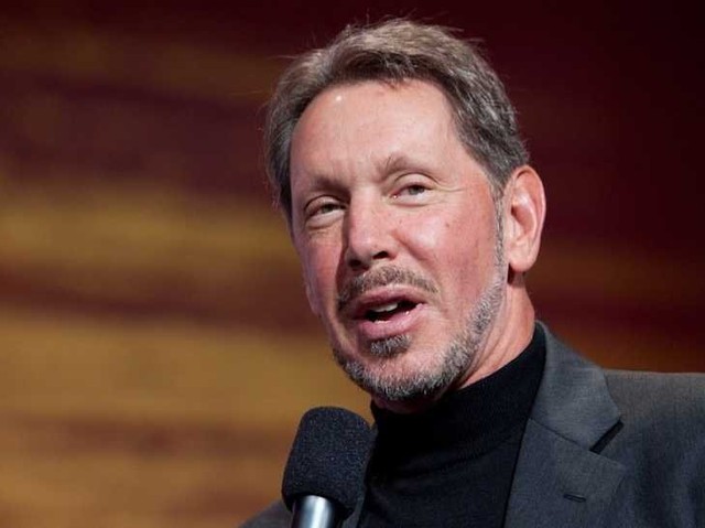  Người sáng lập và giám đốc công nghệ Larry Ellison. 