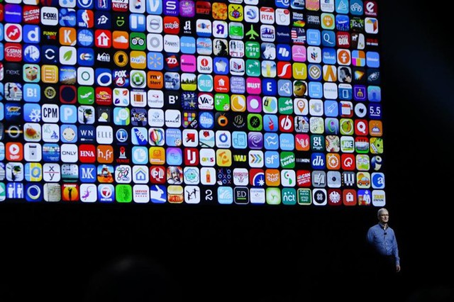  CEO Apple - Tim Cook phát biểu tại Hội nghị hàng năm về phát triển toàn cầu – WWDC. Ảnh: Getty Images. 