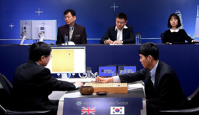 
AlphaGo vừa đánh bại kỳ thủ cờ vây Lee Sedol vào ngày 12/3
