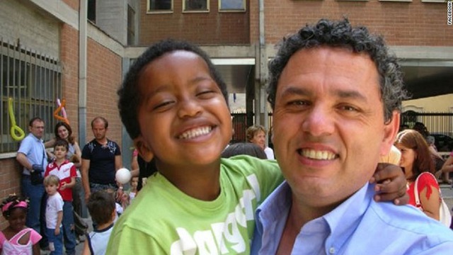  Fabbretti nhận nuôi cậu bé từ Etiopia vào năm 2007 
